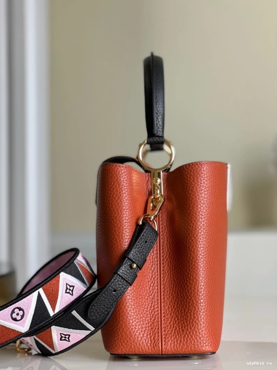 WIS LOUIS VUITTON MM CAPUCINES 0716